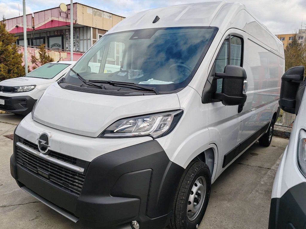 Opel Movano